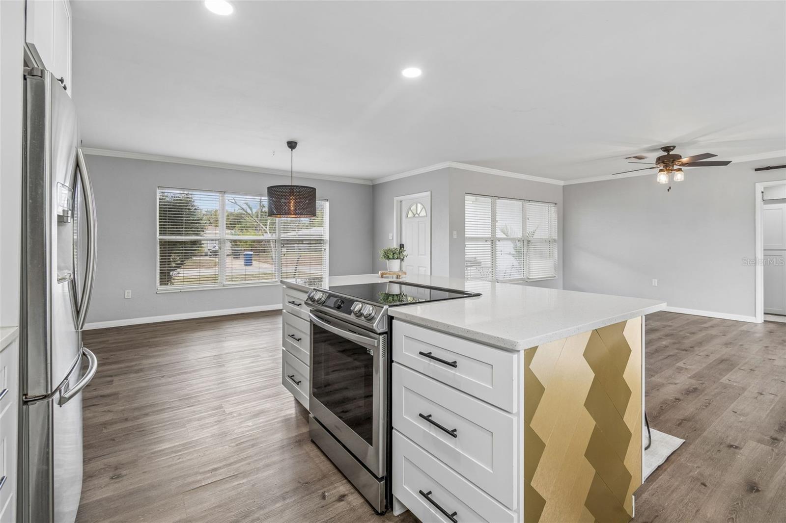 JUNGLE COUNTRY CLUB 4TH ADD - Residential