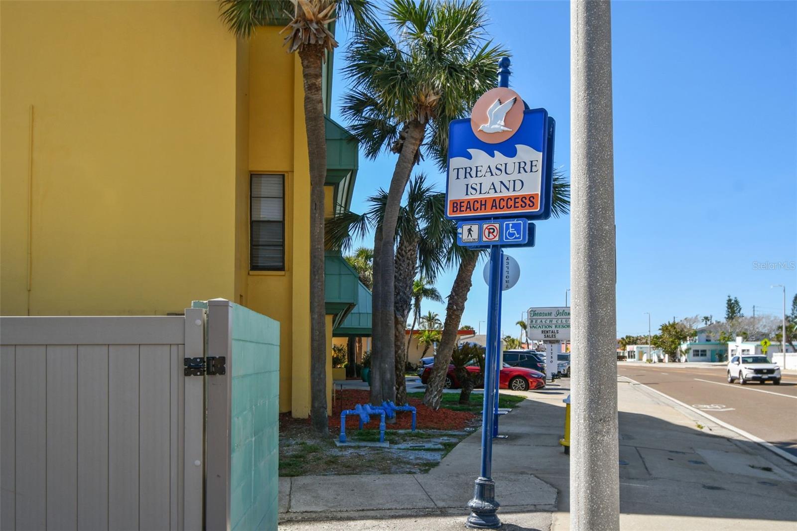 JUNGLE COUNTRY CLUB 4TH ADD - Residential