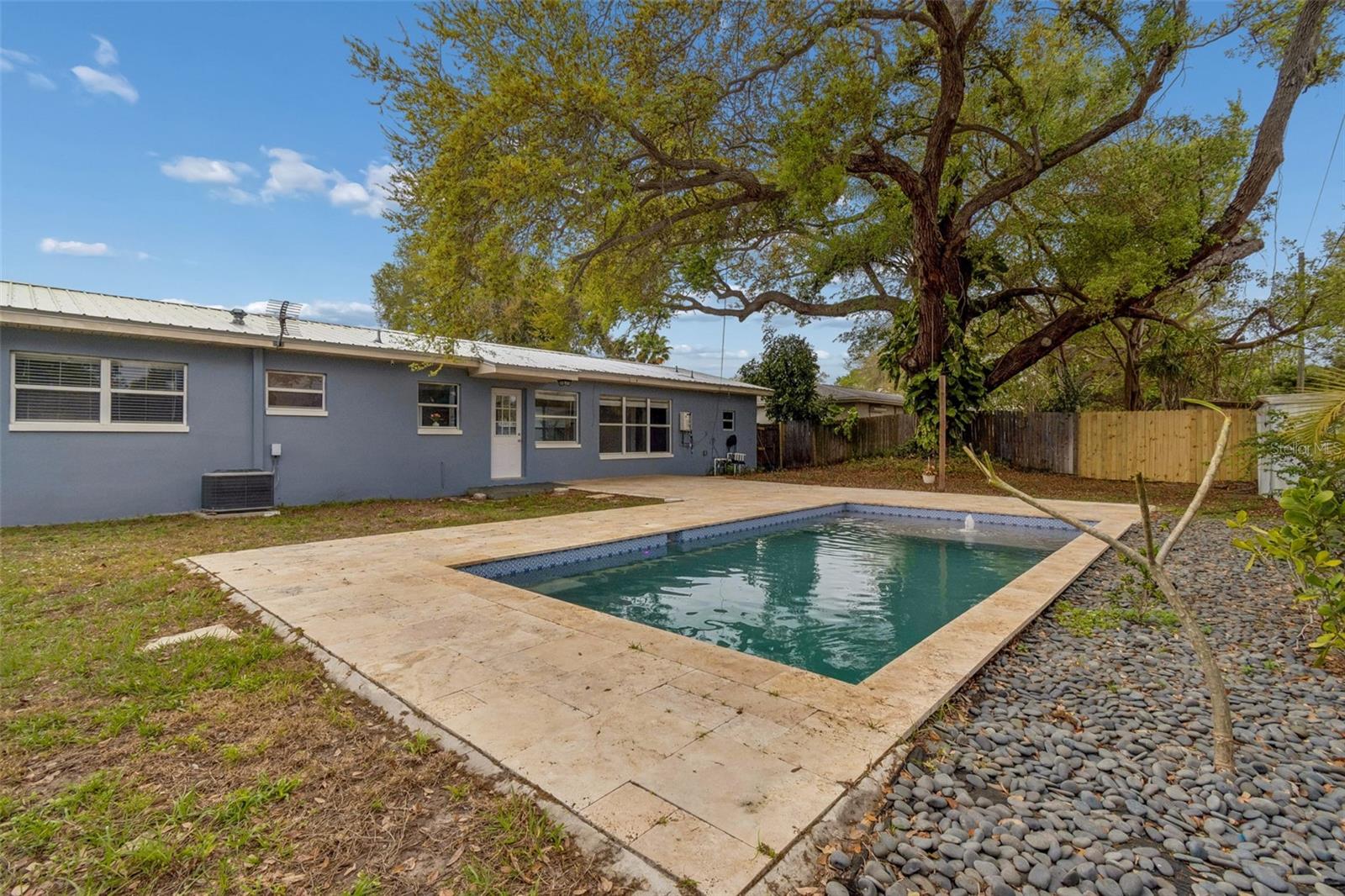 JUNGLE COUNTRY CLUB 4TH ADD - Residential