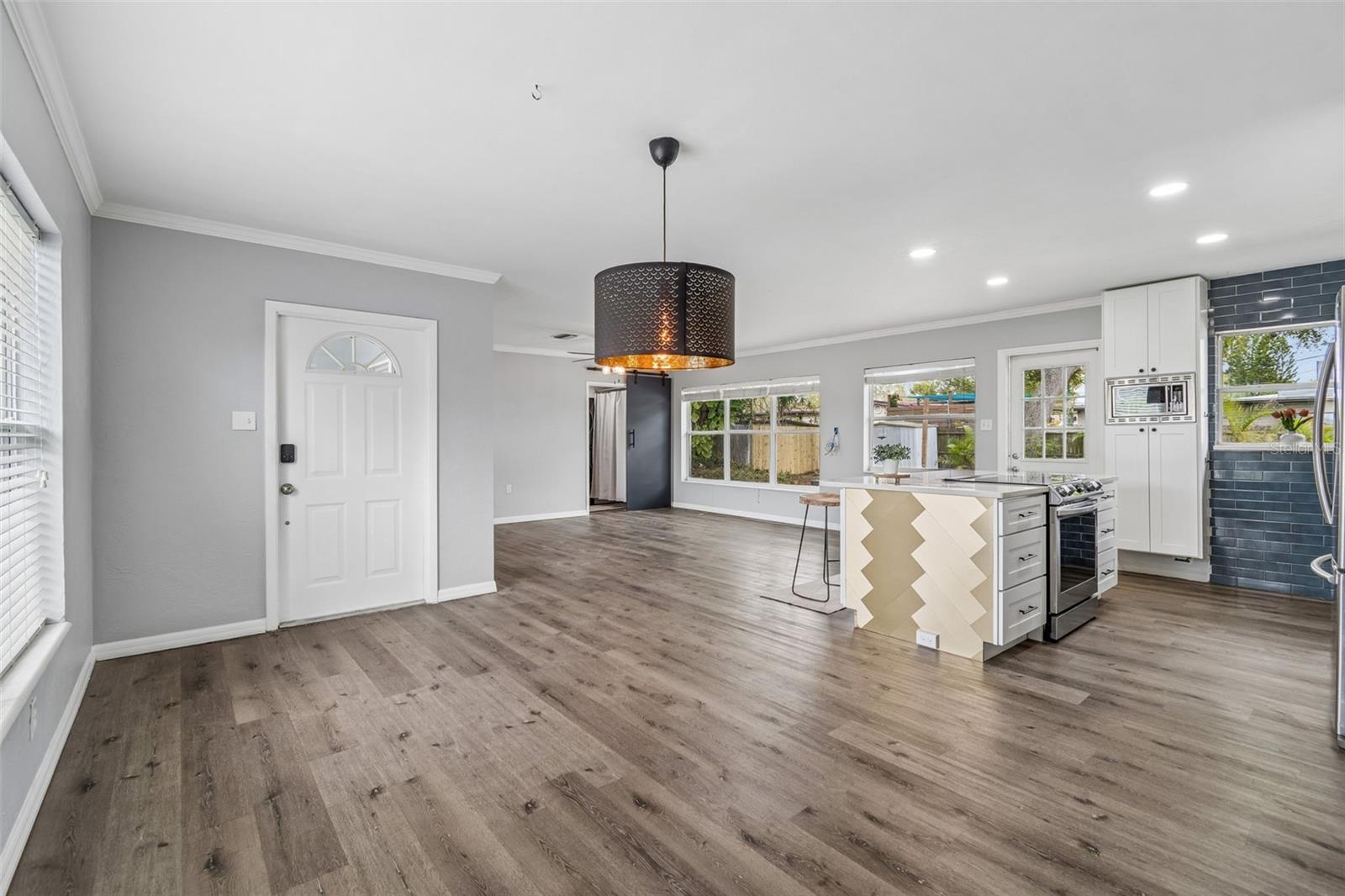 JUNGLE COUNTRY CLUB 4TH ADD - Residential