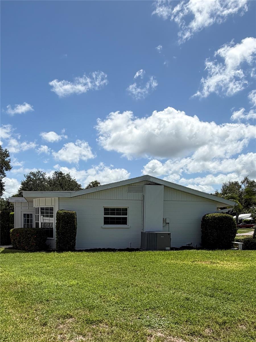 3190 REGATTA CIRCLE