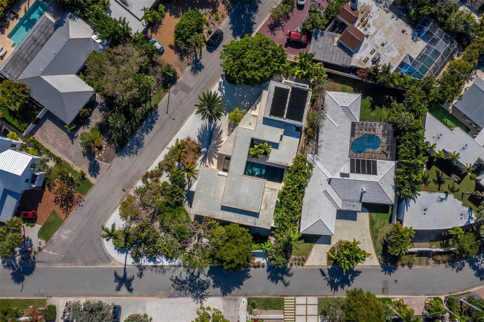 LIDO SHORES - Residential