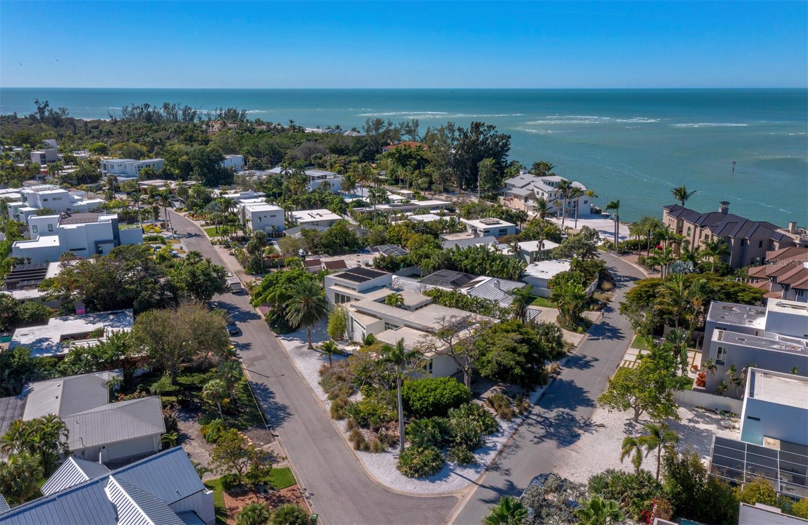 LIDO SHORES - Residential