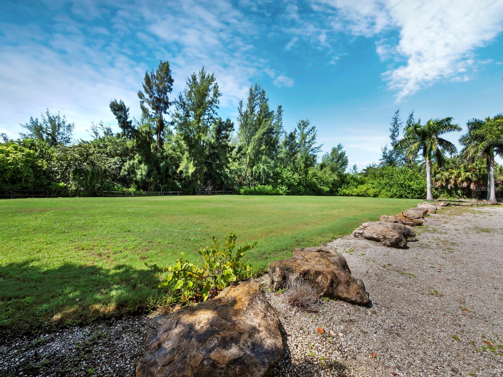 LIDO SHORES - Residential