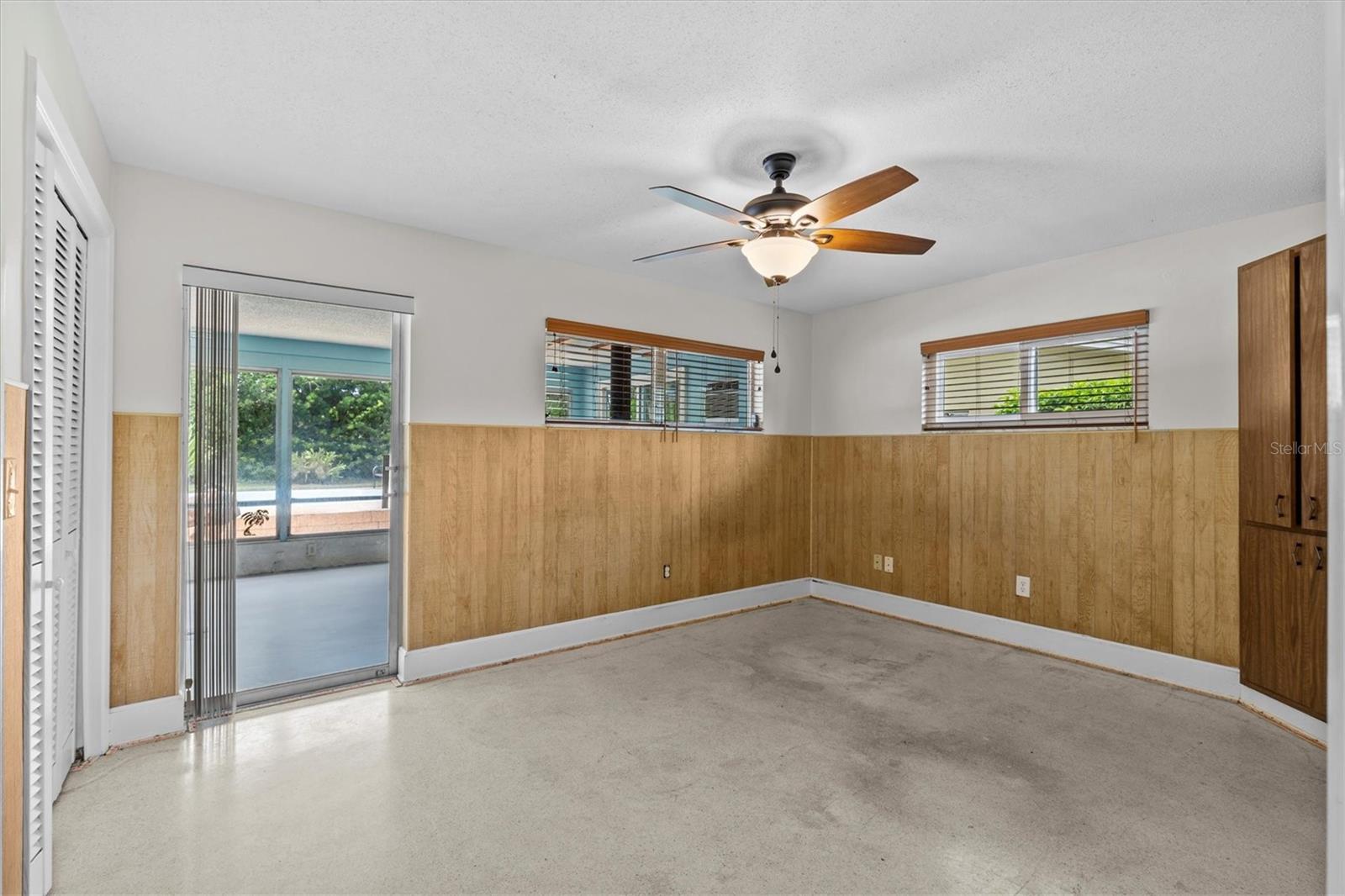 FAIRWAY ESTATES 8TH ADD - Residential