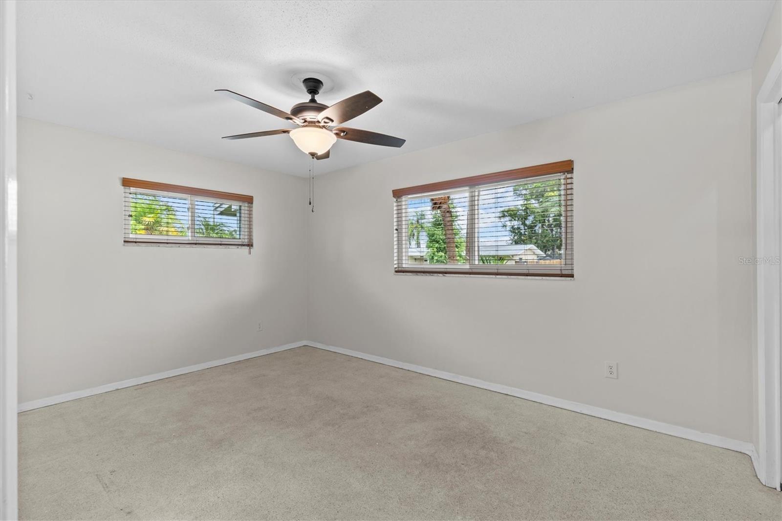 FAIRWAY ESTATES 8TH ADD - Residential