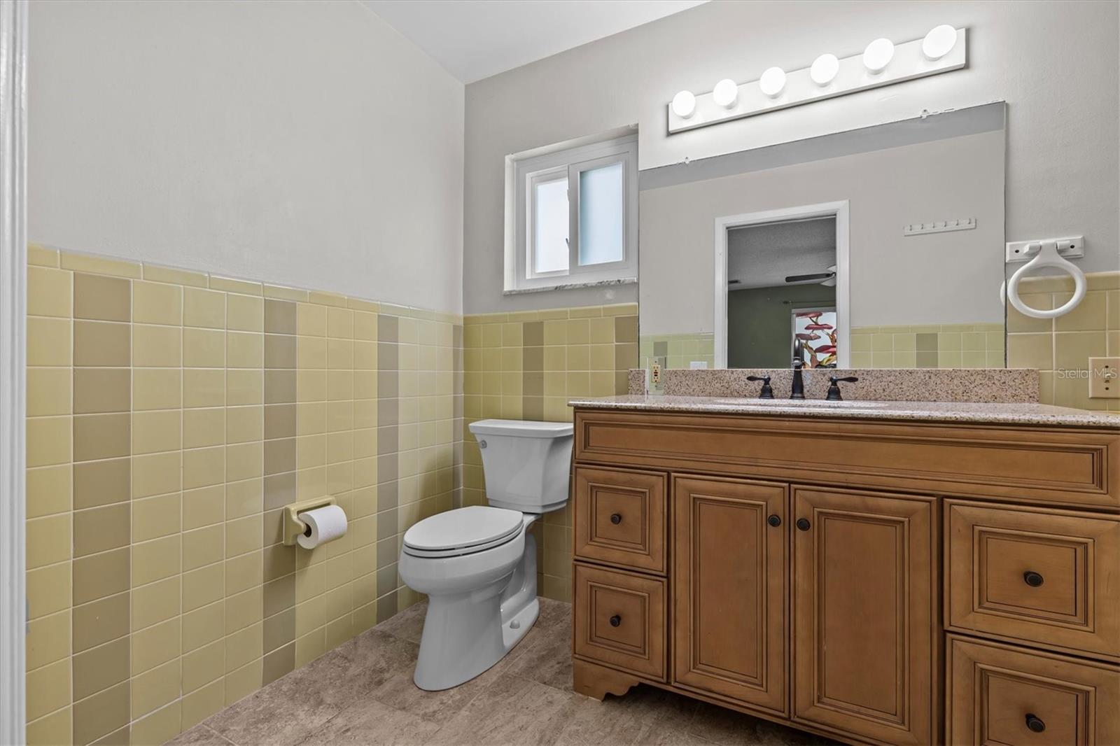 FAIRWAY ESTATES 8TH ADD - Residential