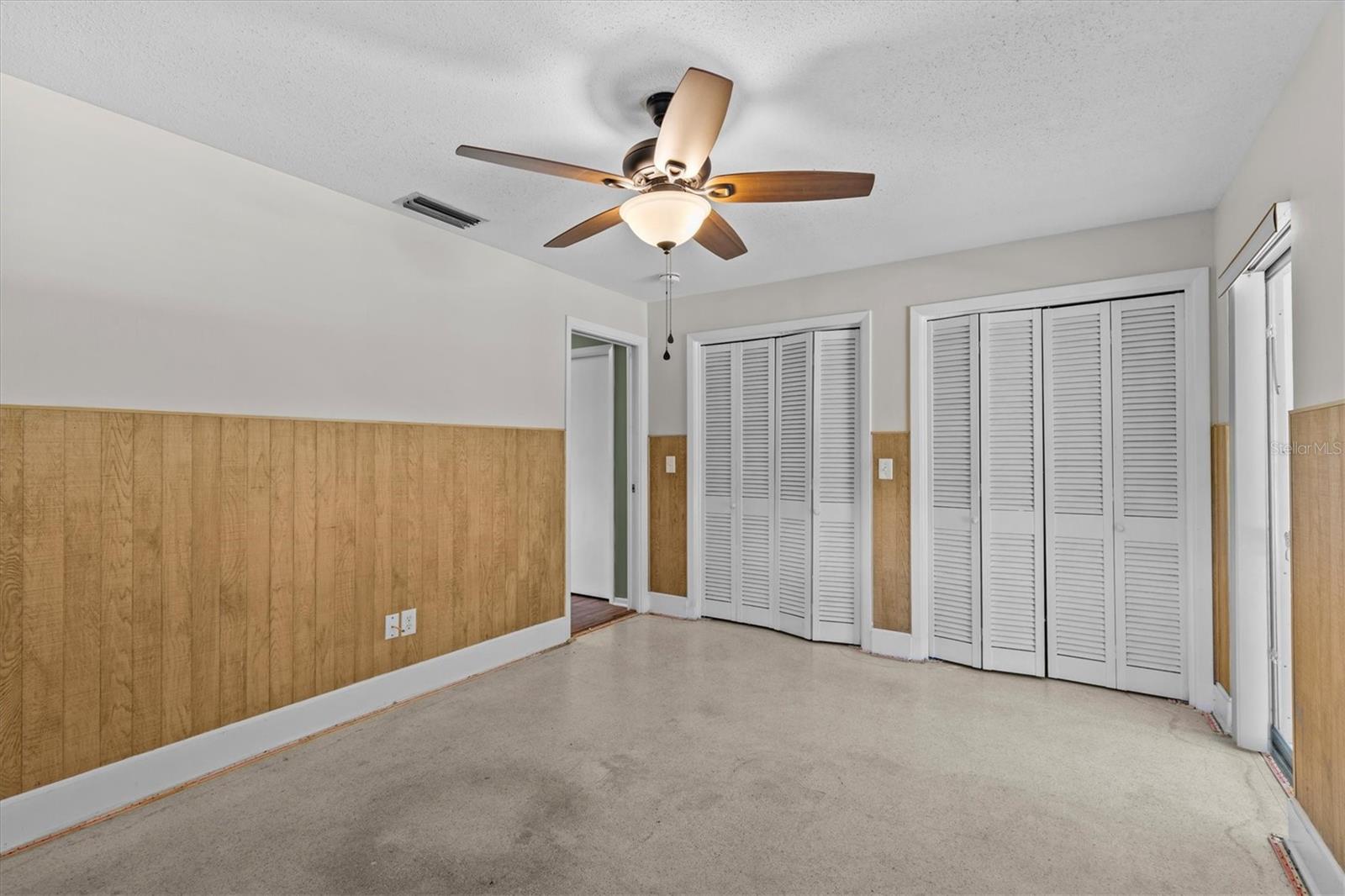 FAIRWAY ESTATES 8TH ADD - Residential