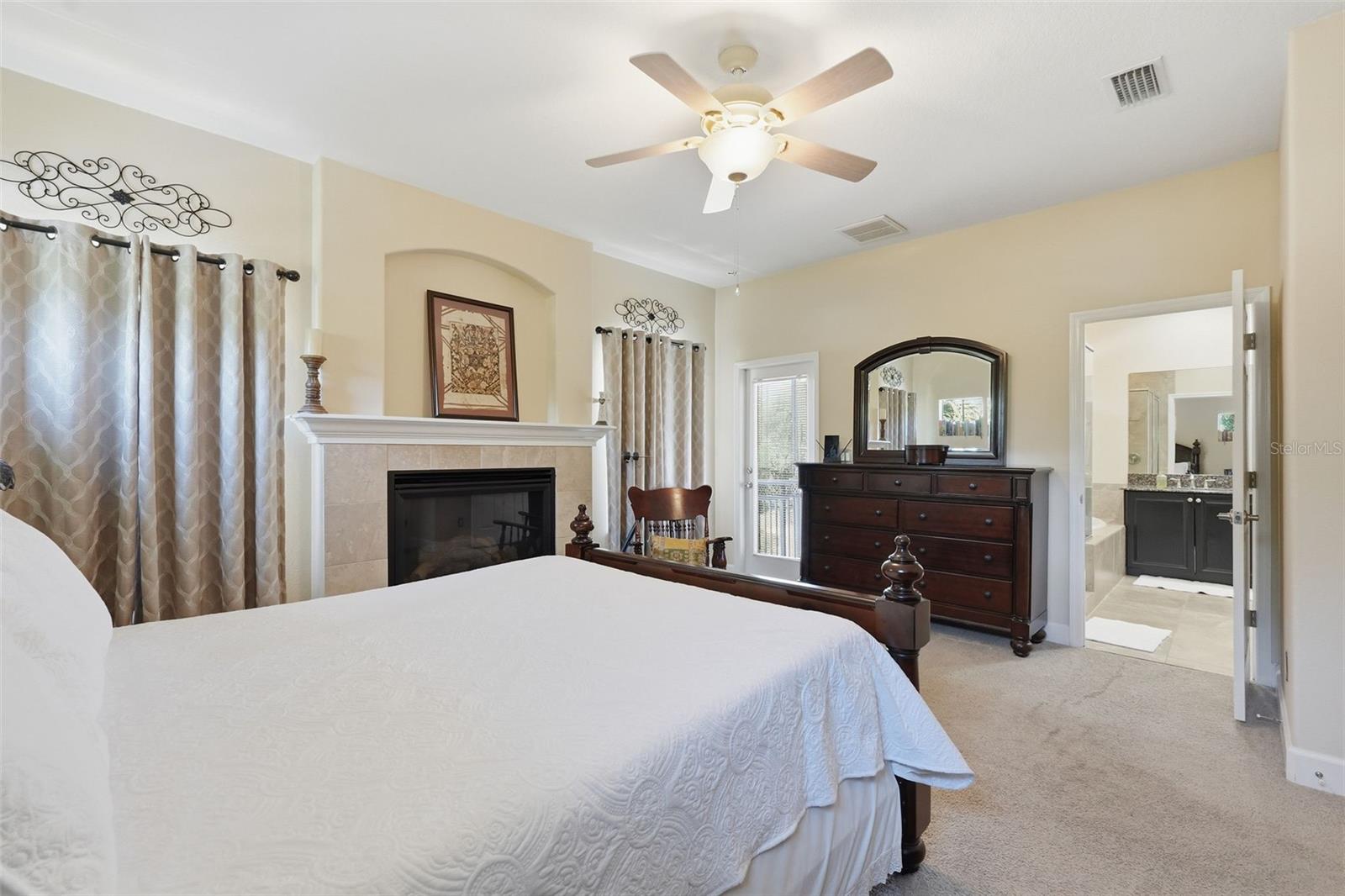 TANGLEWOOD TWNHMS - Residential