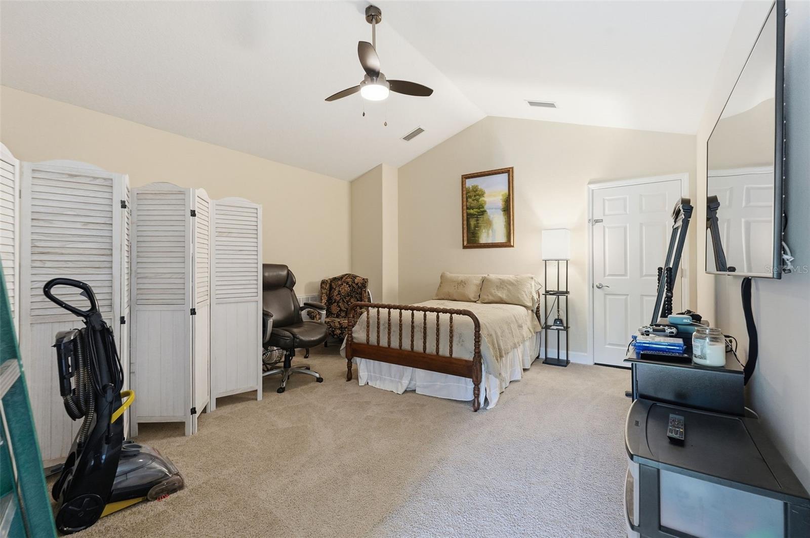 TANGLEWOOD TWNHMS - Residential