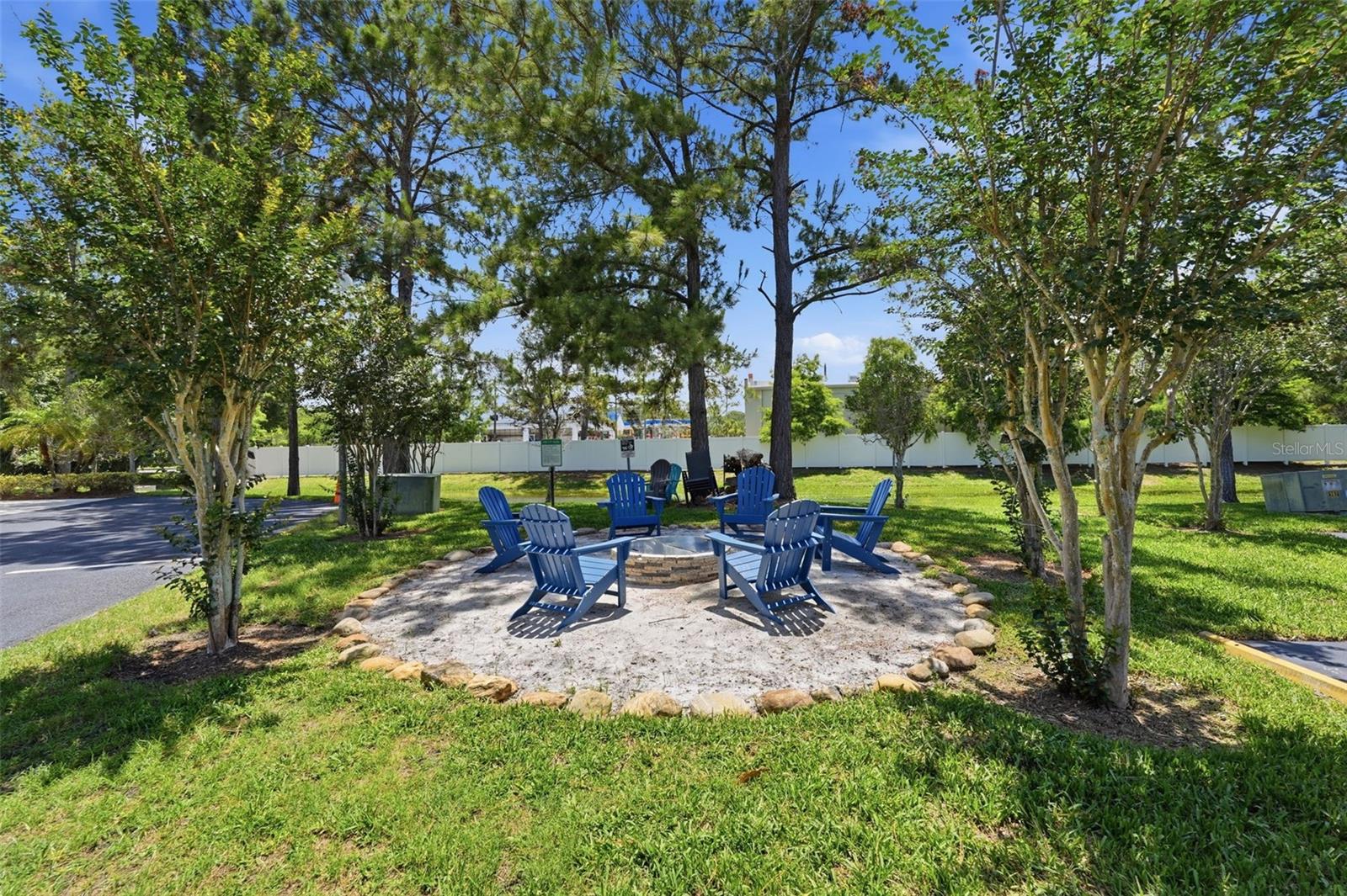 TANGLEWOOD TWNHMS - Residential