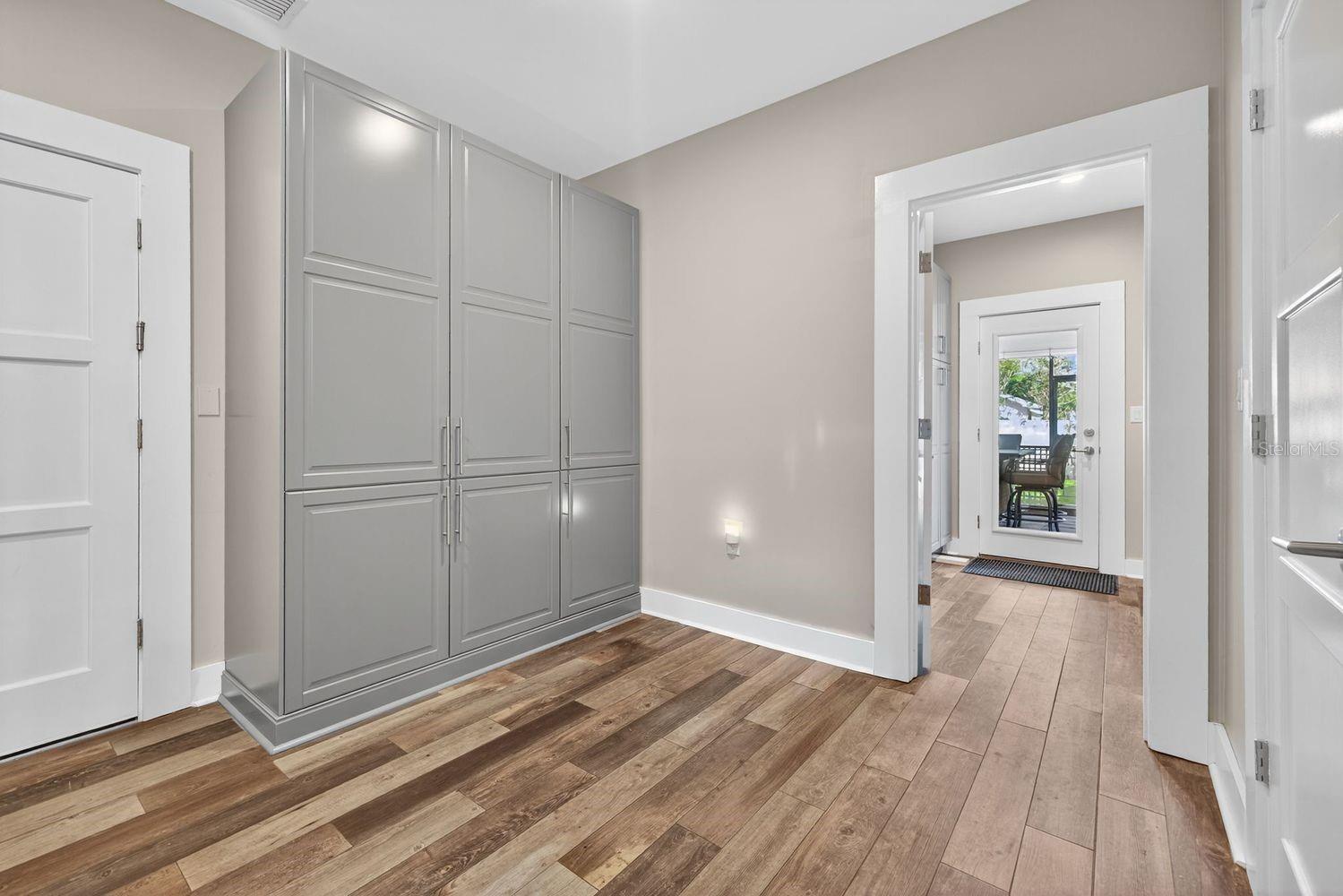 CHEVY CHASE - Residential