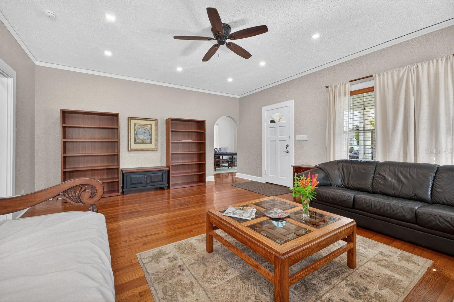 CHEVY CHASE - Residential