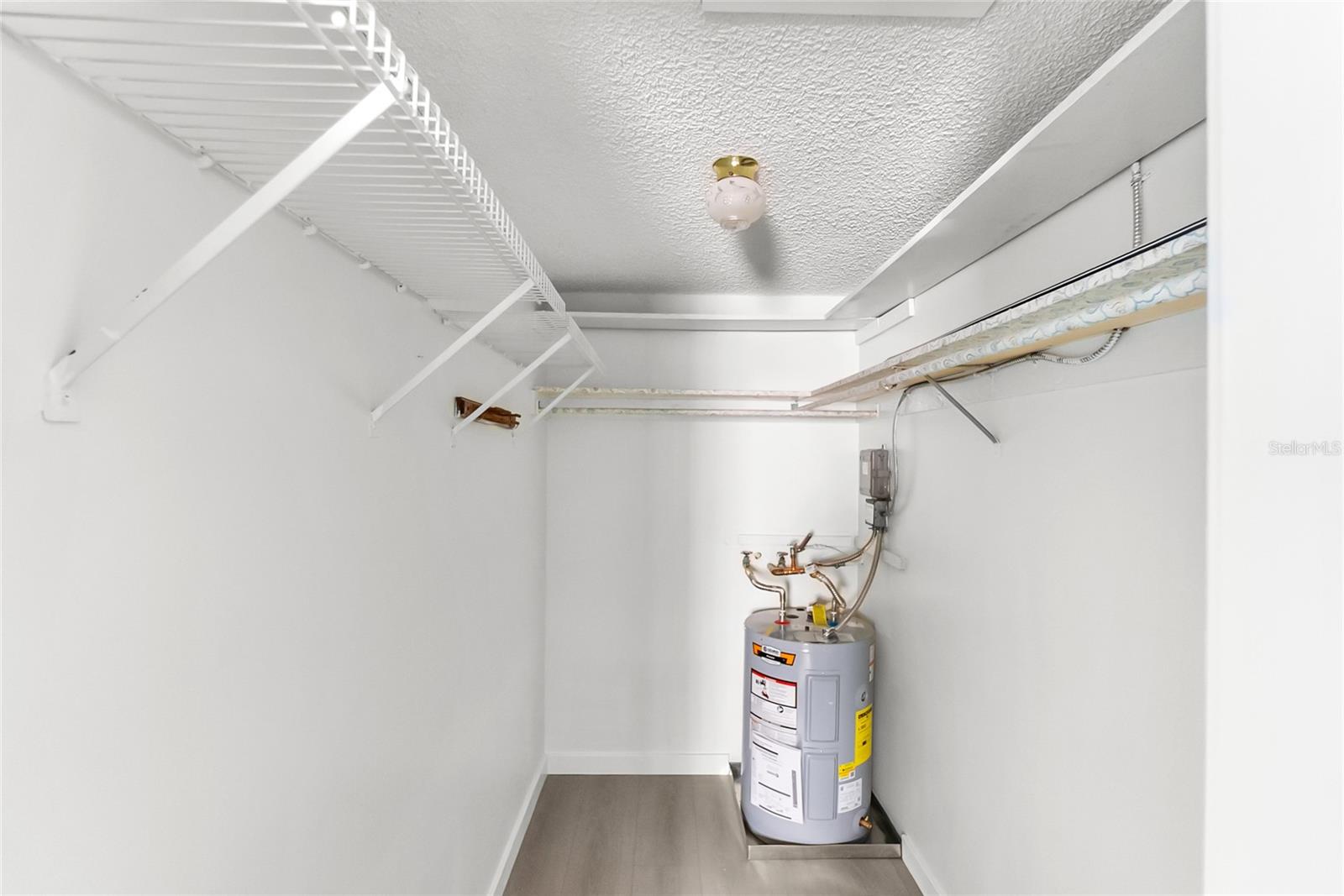 LES CHATEAUX DES ROIS - Residential