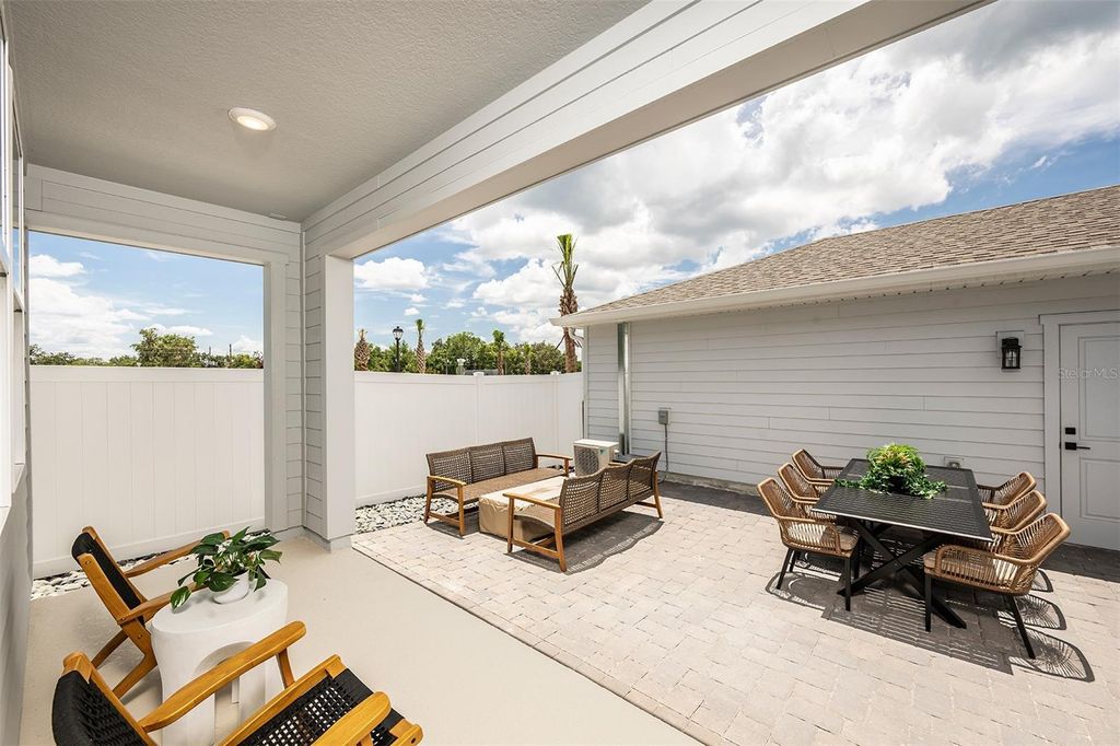 Photo of 688 Lola Ln, Oviedo, FL 32765 (MLS # O6392451)