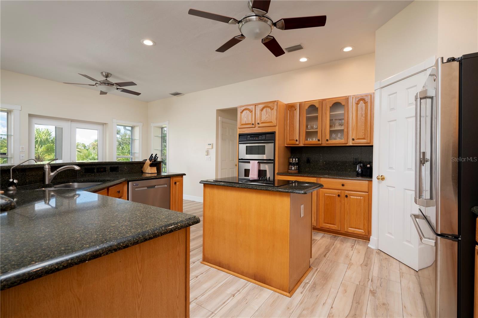 PEACE RIVER CLUB - Residential