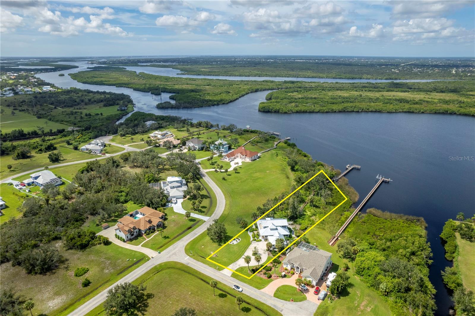 PEACE RIVER CLUB - Residential