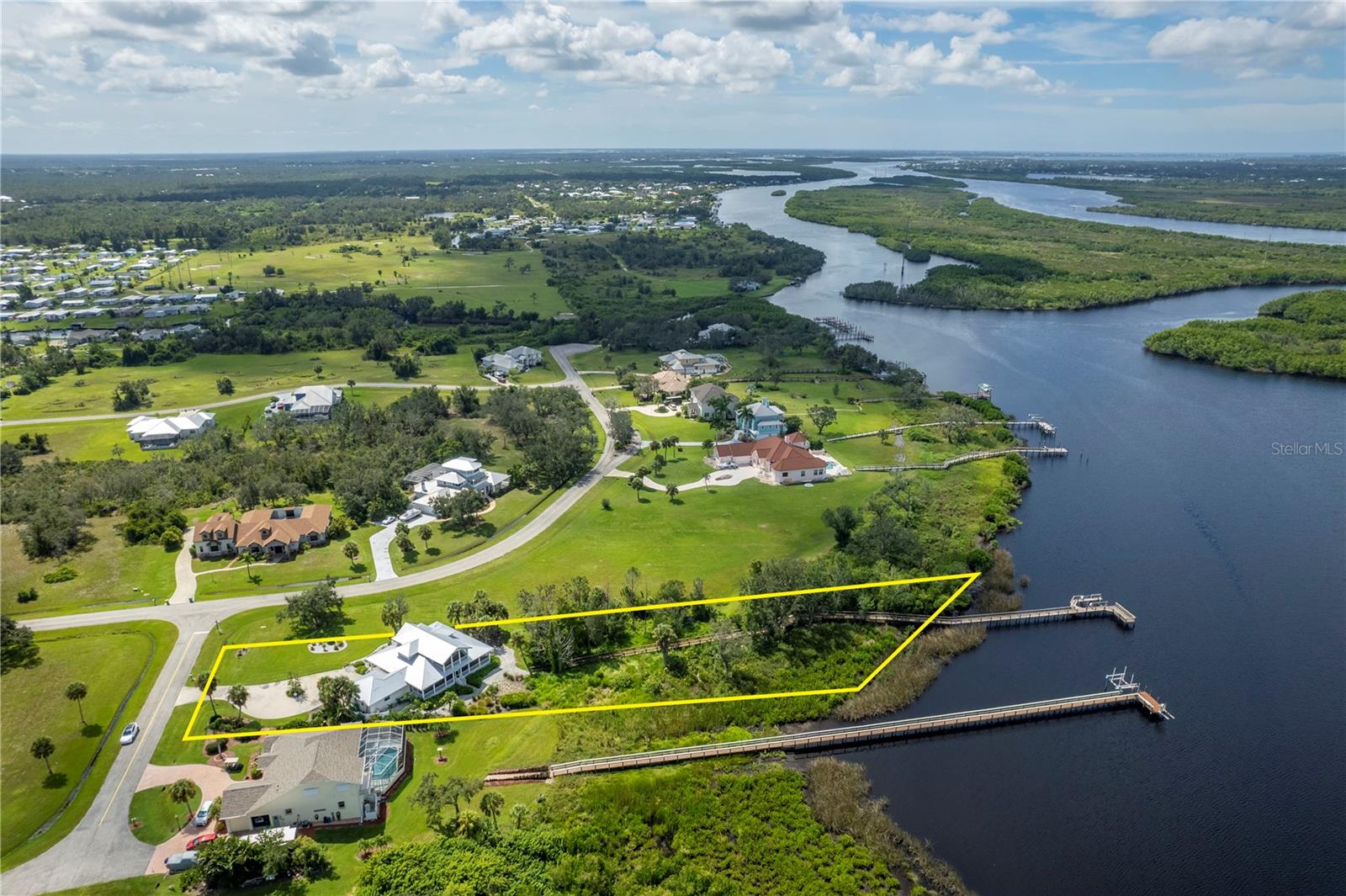 PEACE RIVER CLUB - Residential