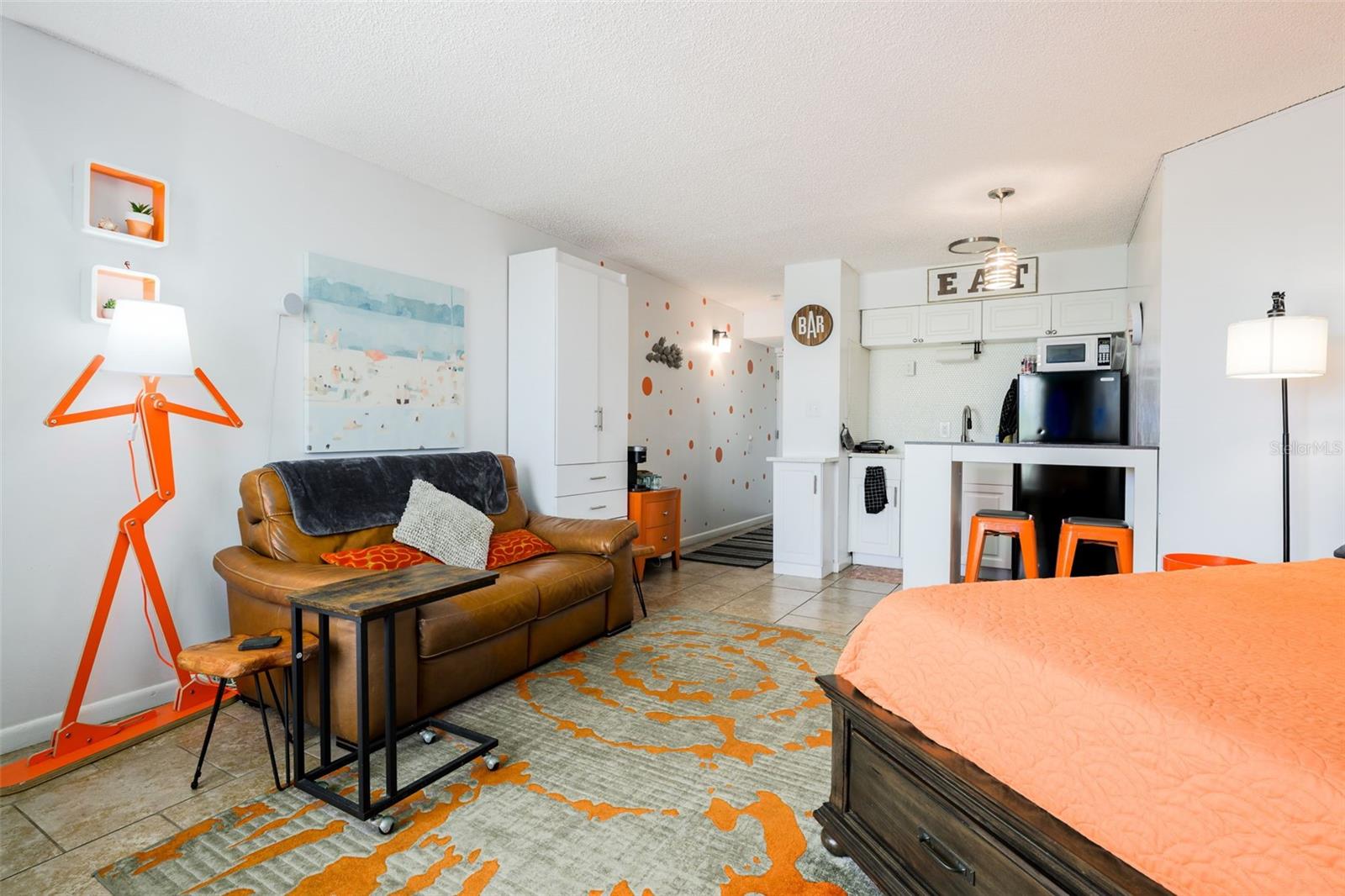 SYMPHONY BEACH CLUB CONDO UNIT X - Residential