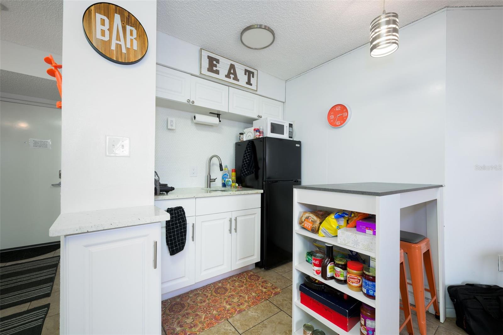 SYMPHONY BEACH CLUB CONDO UNIT X - Residential