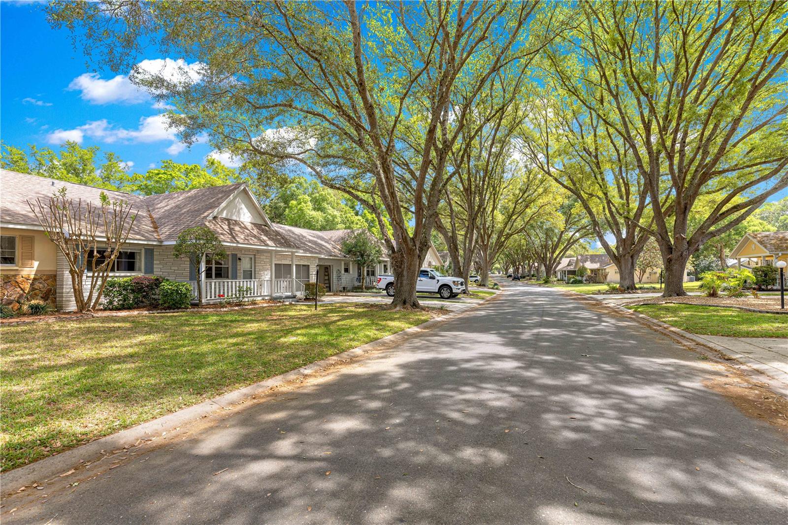 ON TOP OF THE WORLD - Residential