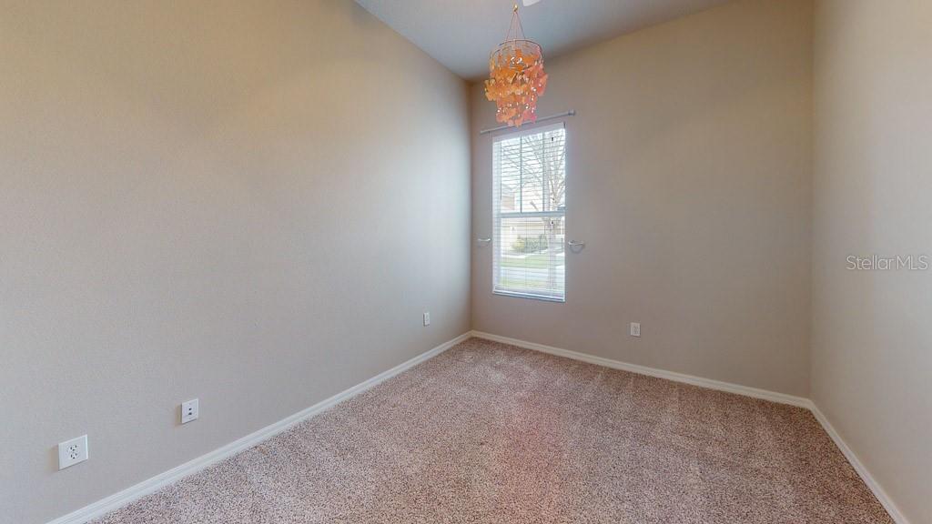 FISHHAWK RANCH TOWNCENTER PHAS - Residential Lease