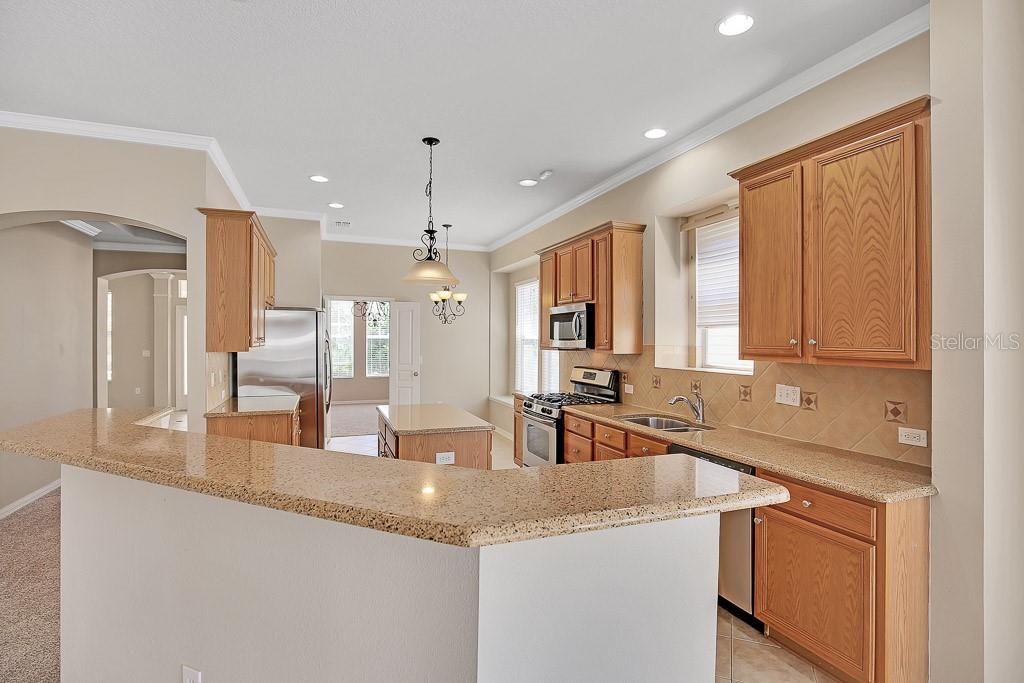 FISHHAWK RANCH TOWNCENTER PHAS - Residential Lease