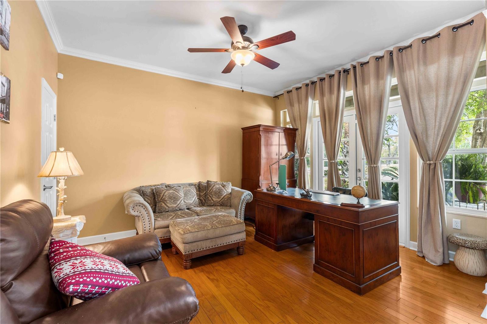 LAKE LOUISA ESTATES - Residential