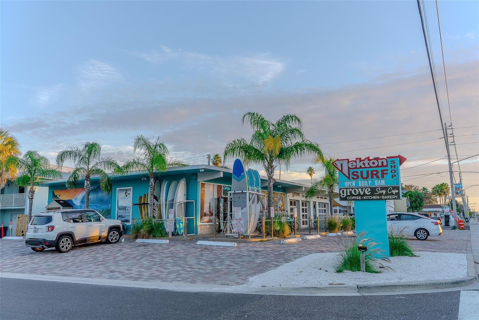 WINDWARD BAY CONDO - Residential