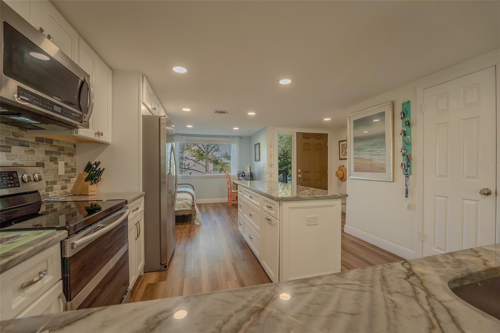 WINDWARD BAY CONDO - Residential