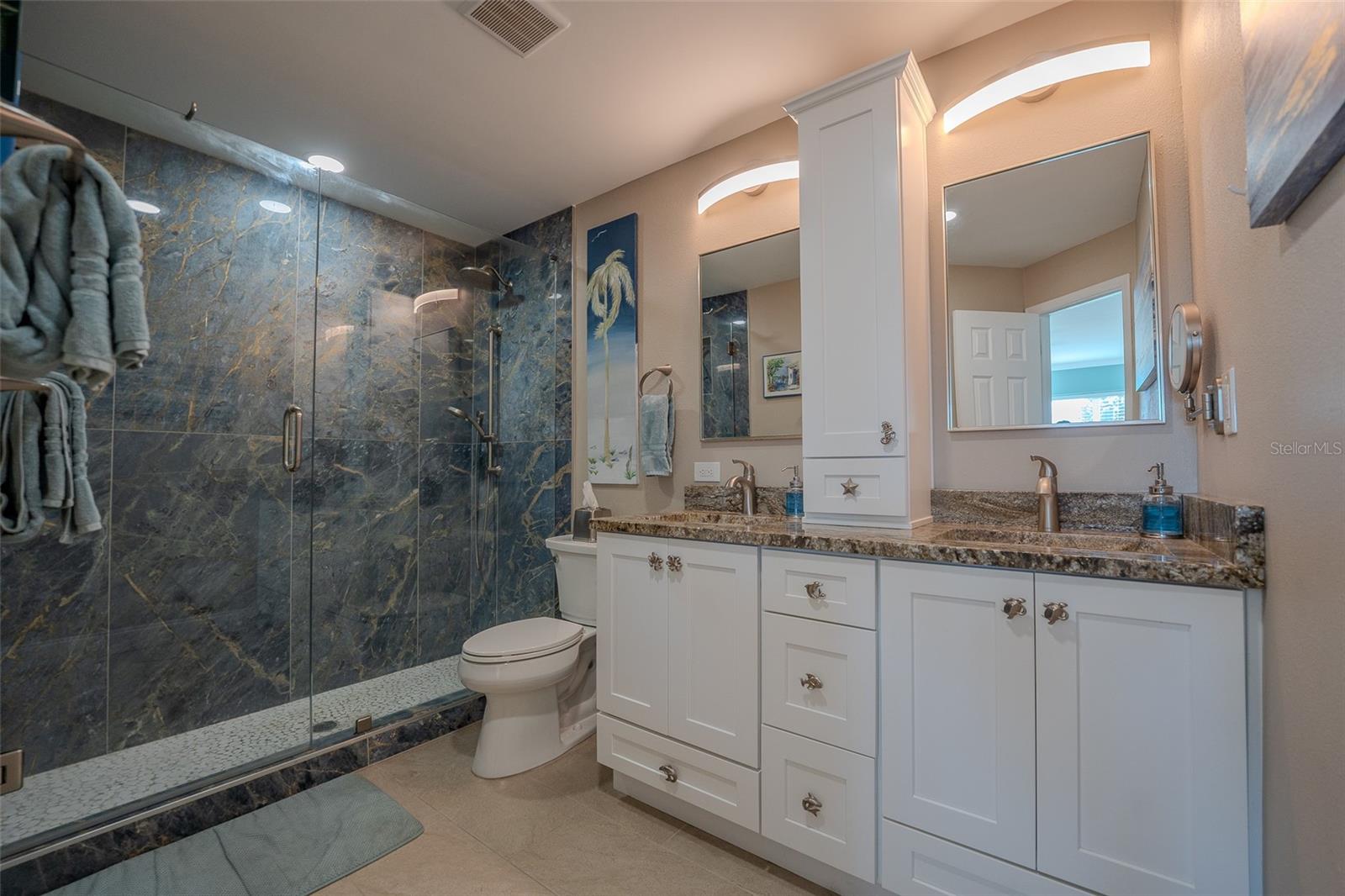 WINDWARD BAY CONDO - Residential