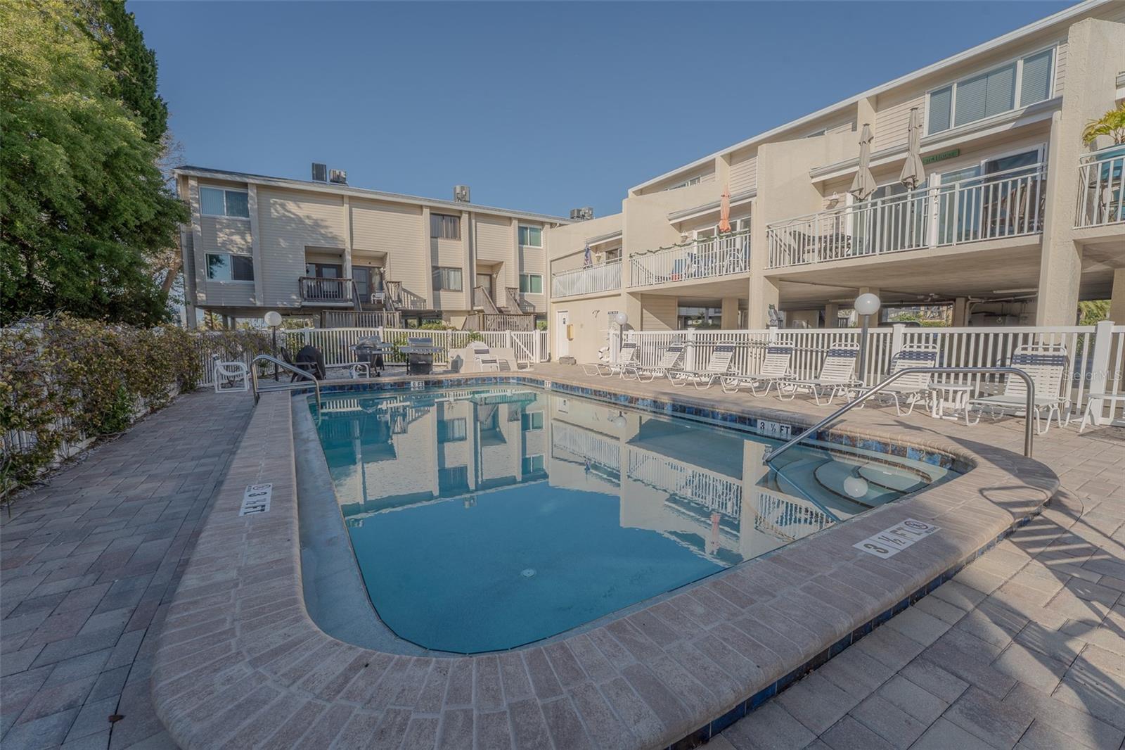 WINDWARD BAY CONDO - Residential