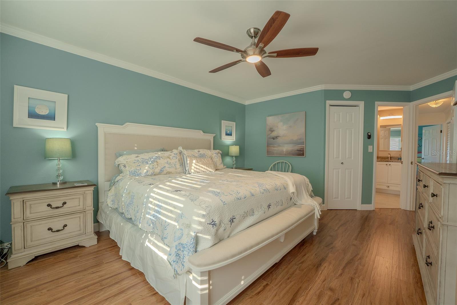 WINDWARD BAY CONDO - Residential