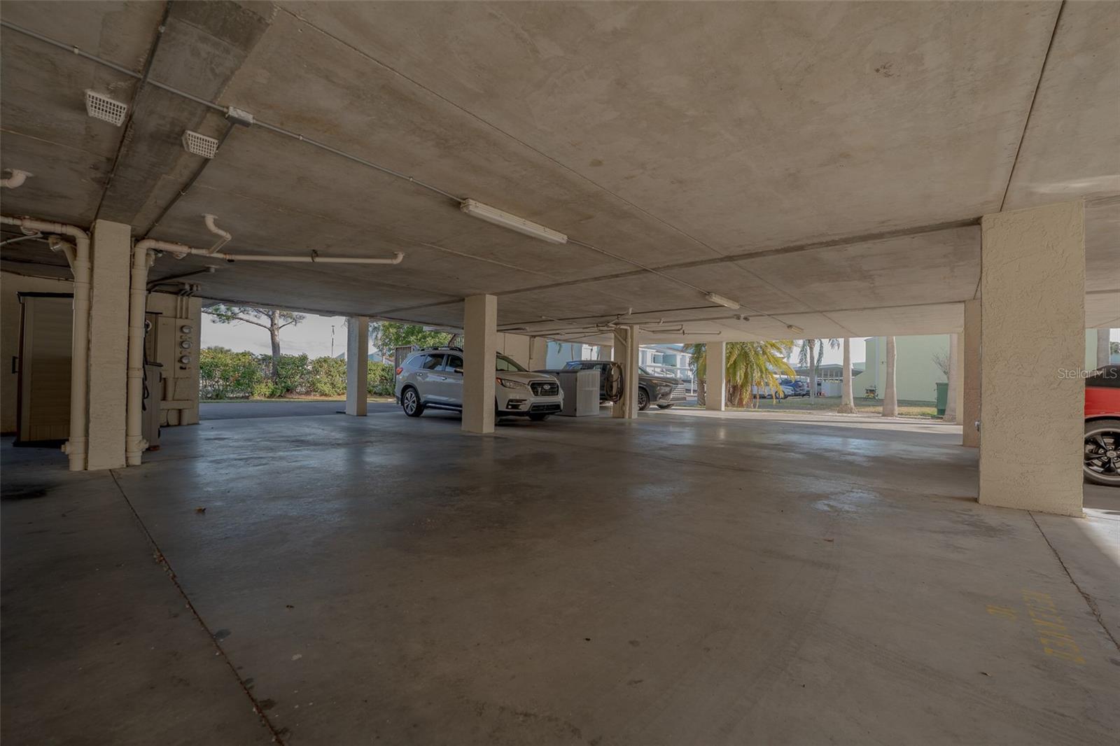 WINDWARD BAY CONDO - Residential