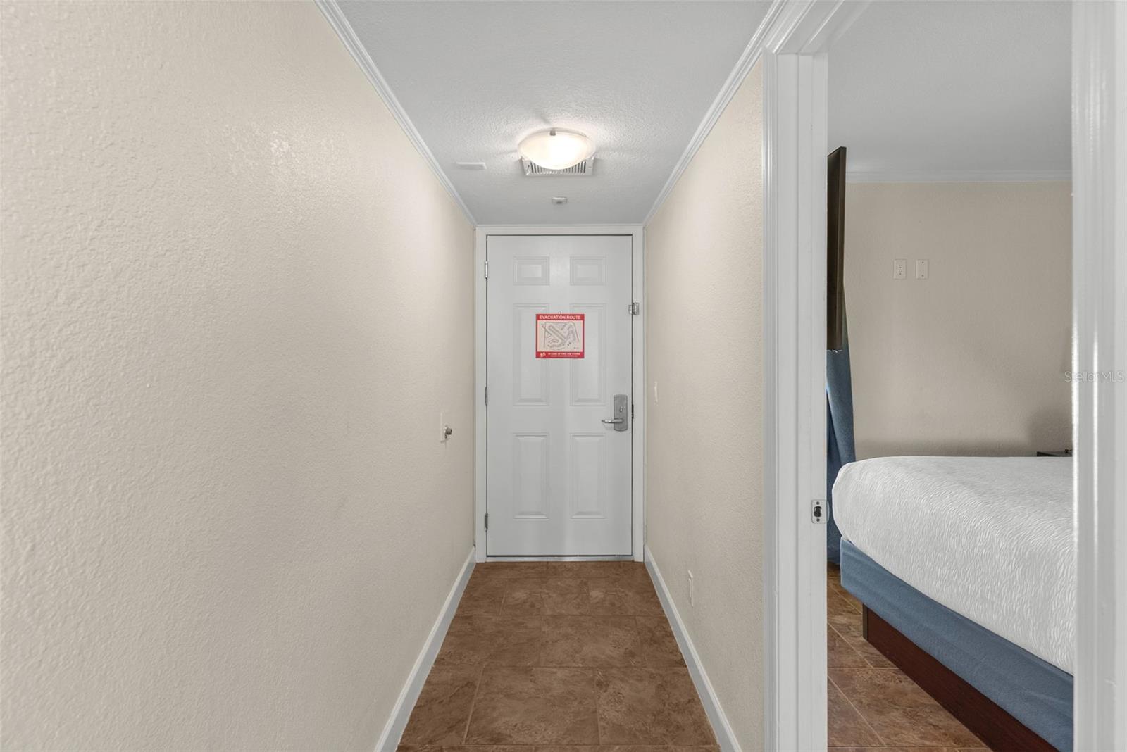 SAILPORT RESORT CONDO ON - Residential