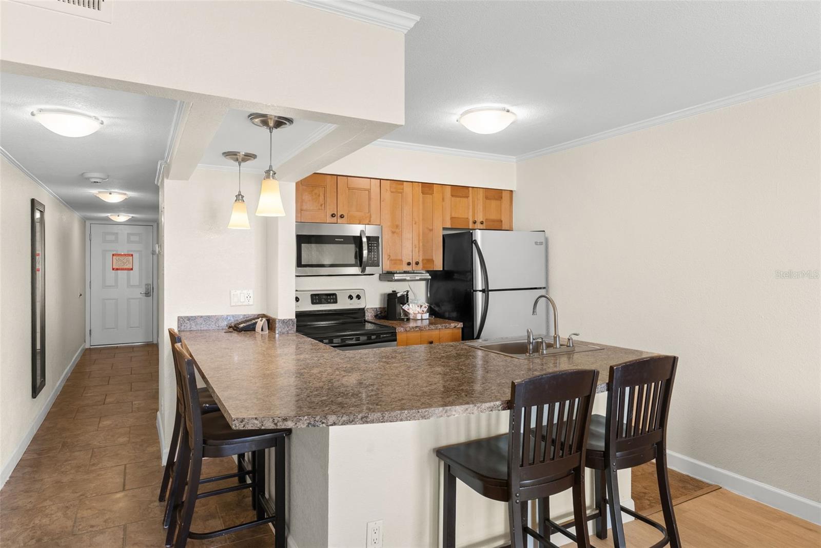 SAILPORT RESORT CONDO ON - Residential