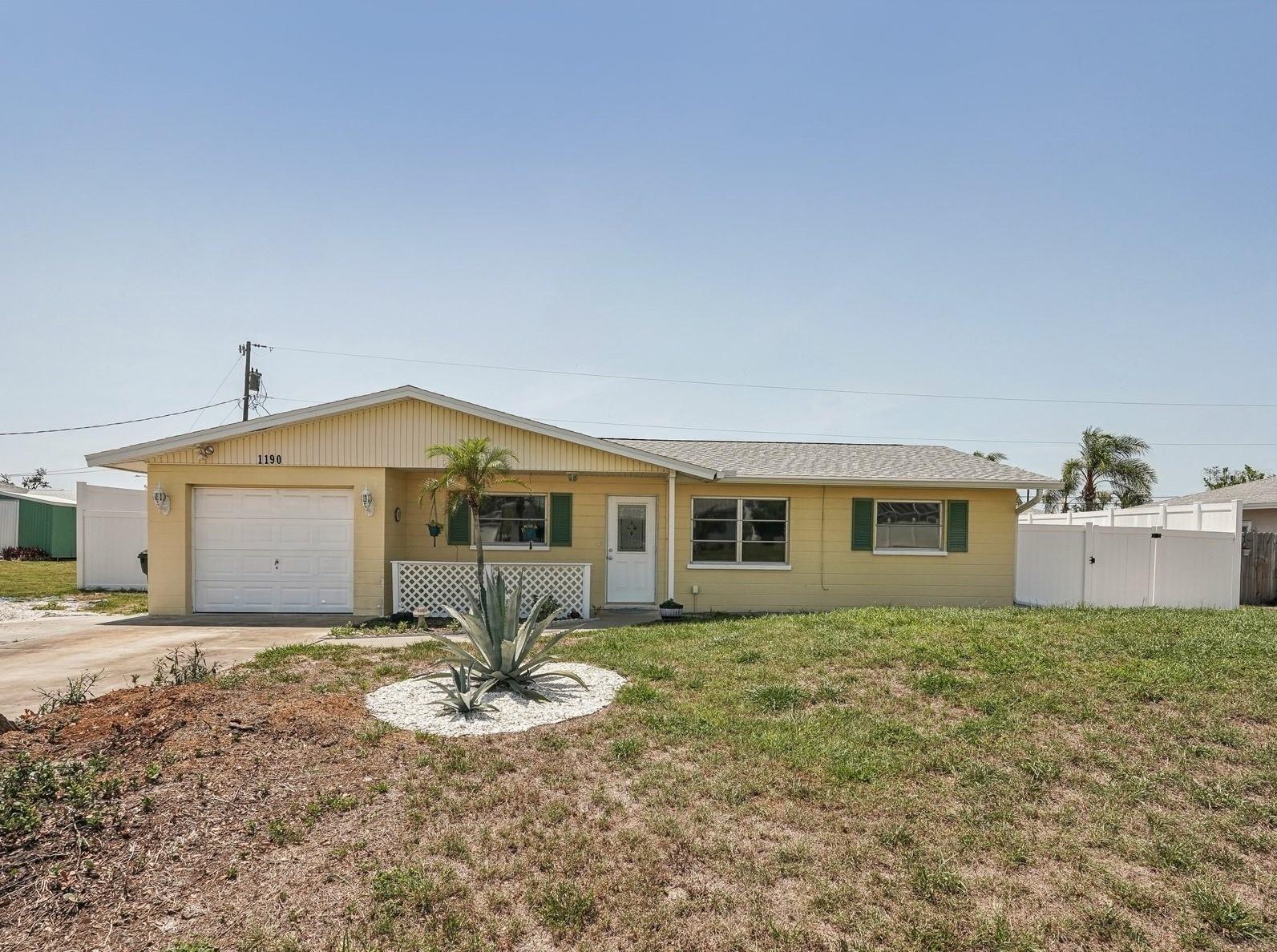 SOUTH VENICE - Residential