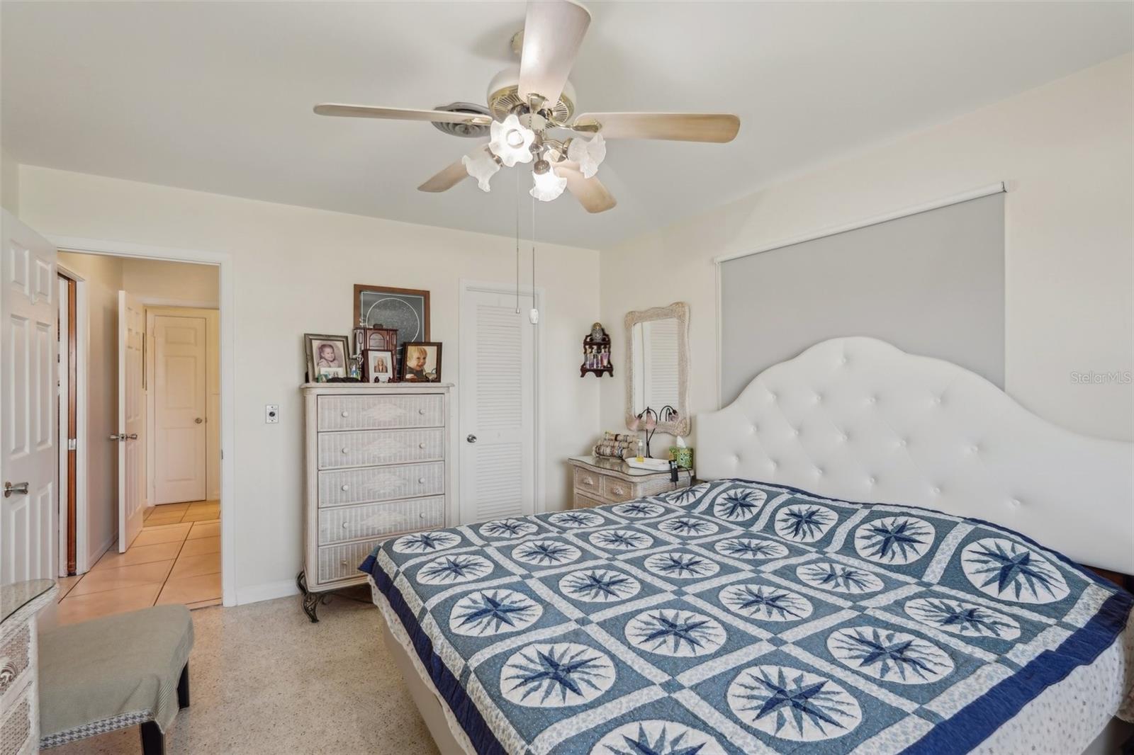 SOUTH VENICE - Residential