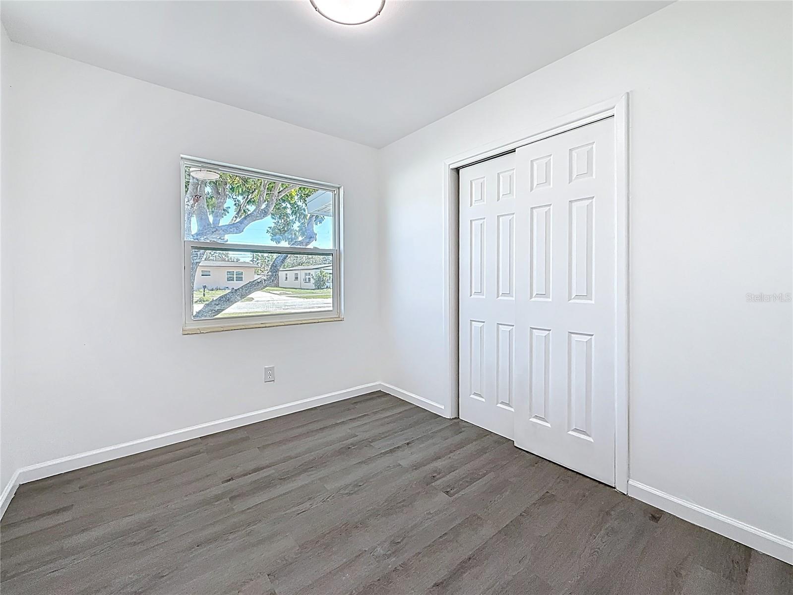 TOWNN COUNTRY PARK UN 02 - Residential Lease