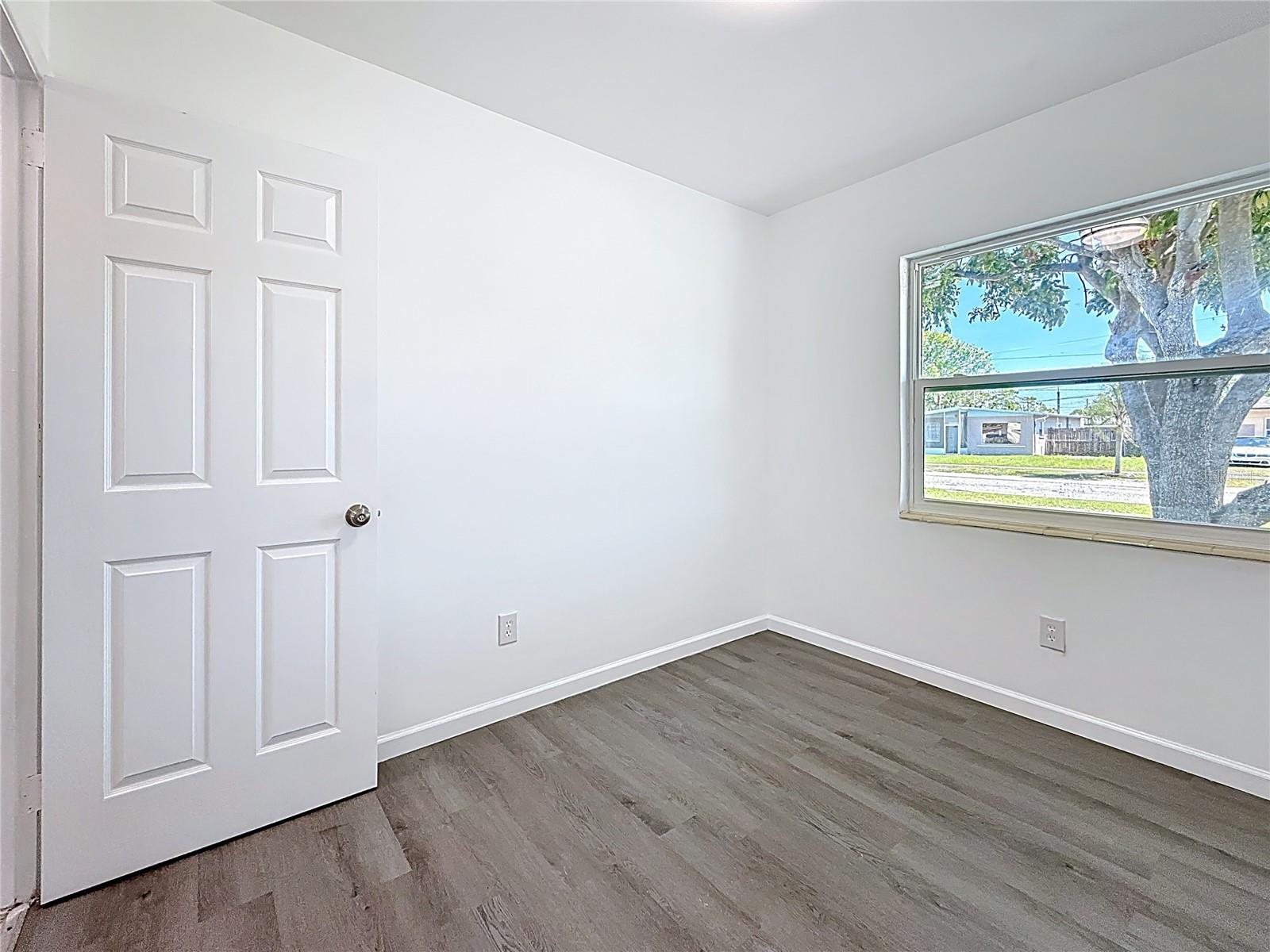 TOWNN COUNTRY PARK UN 02 - Residential Lease