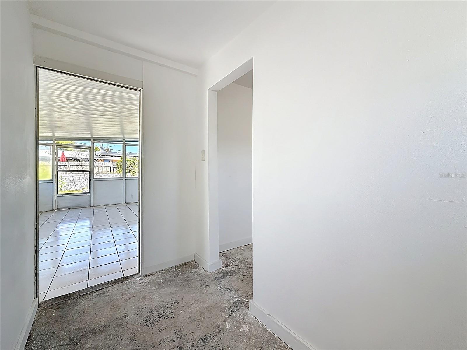 TOWNN COUNTRY PARK UN 02 - Residential Lease