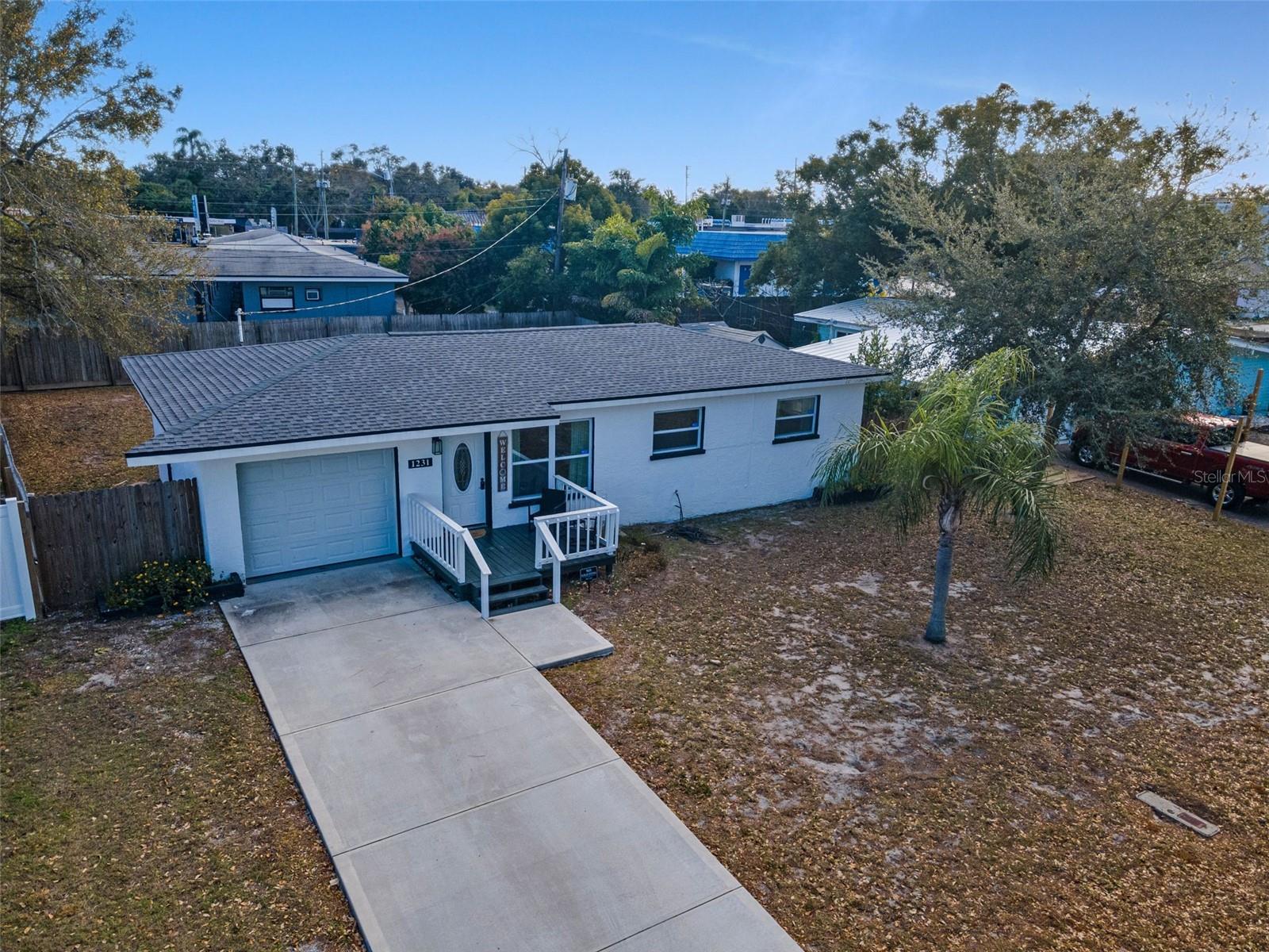 1231 LITTLE JOHN LANE