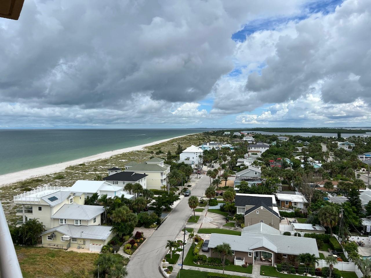 REGATTA BEACH CLUB CONDO - Residential Lease