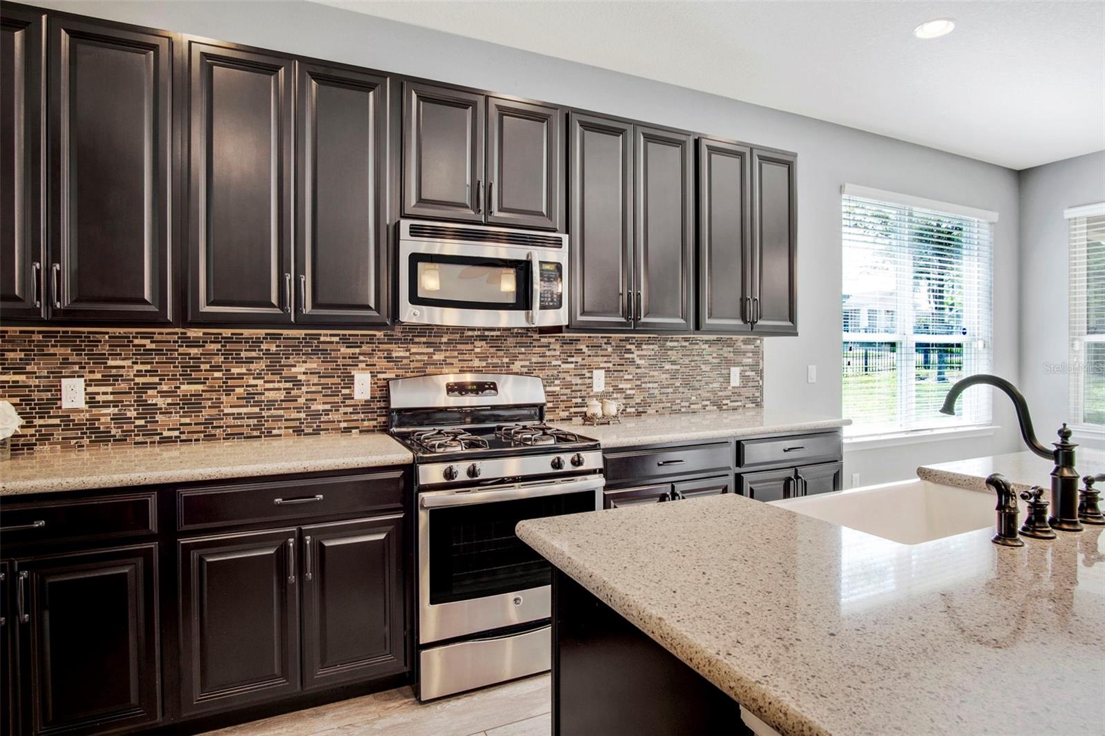 WEST LAKE HANCOCK ESTATES - Residential