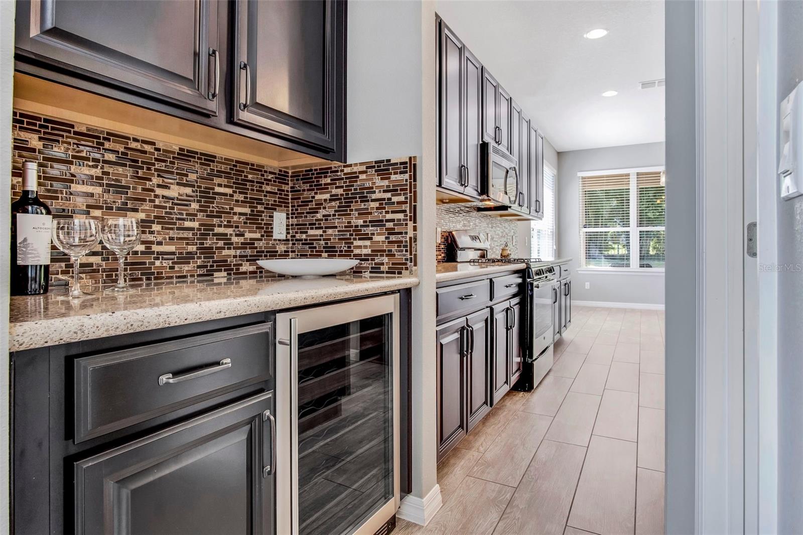 WEST LAKE HANCOCK ESTATES - Residential