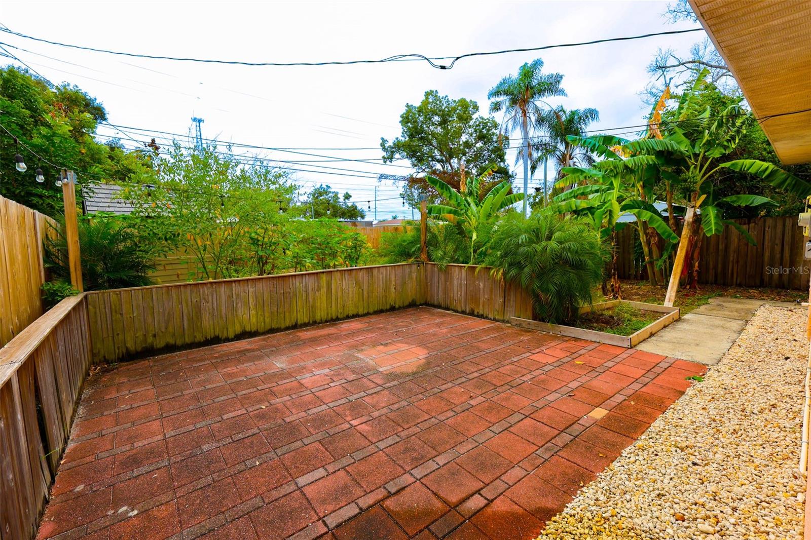 WEST SEMINOLE TERRACE - Residential Lease