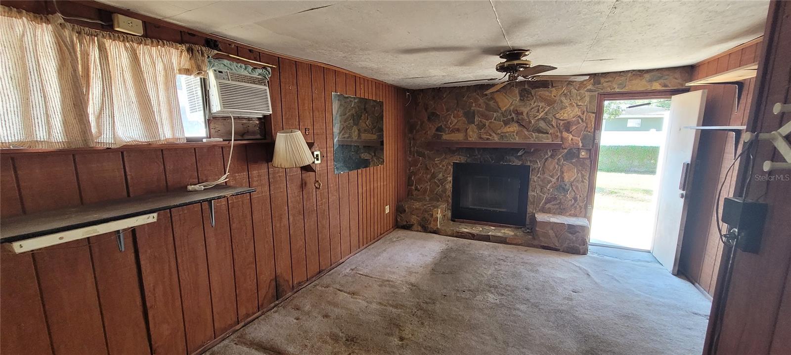 SARASOTA SPGS - Residential