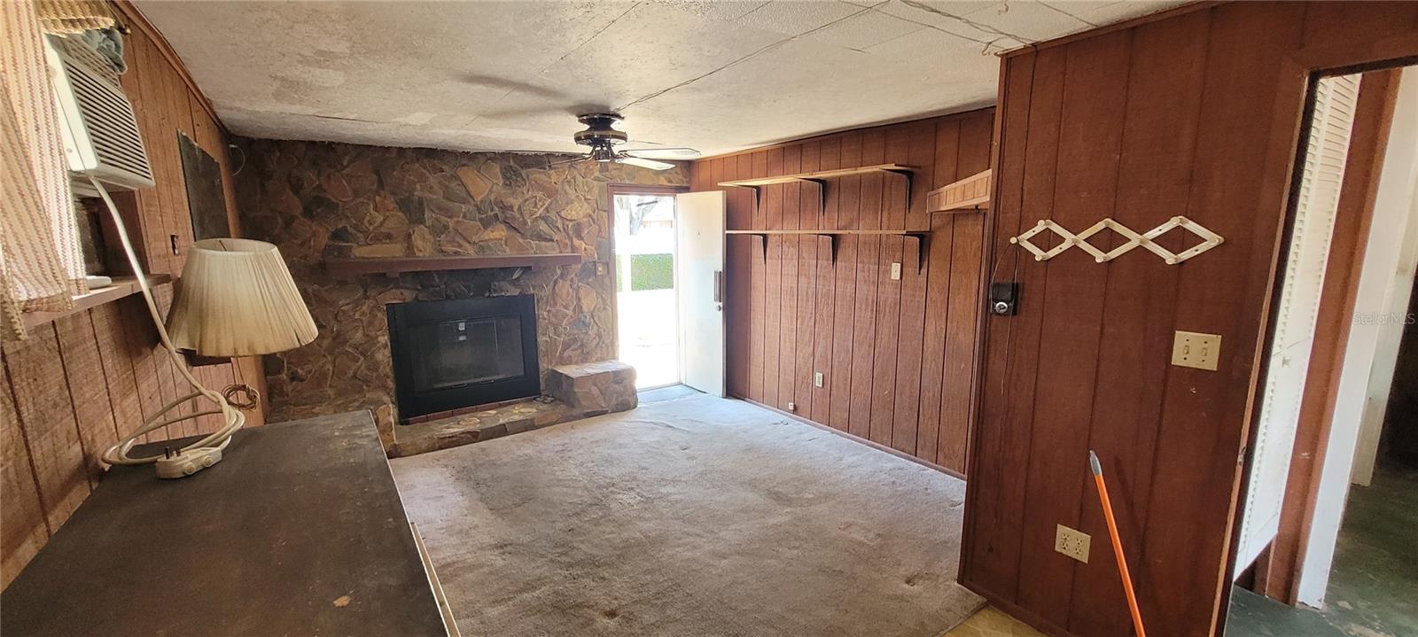 SARASOTA SPGS - Residential