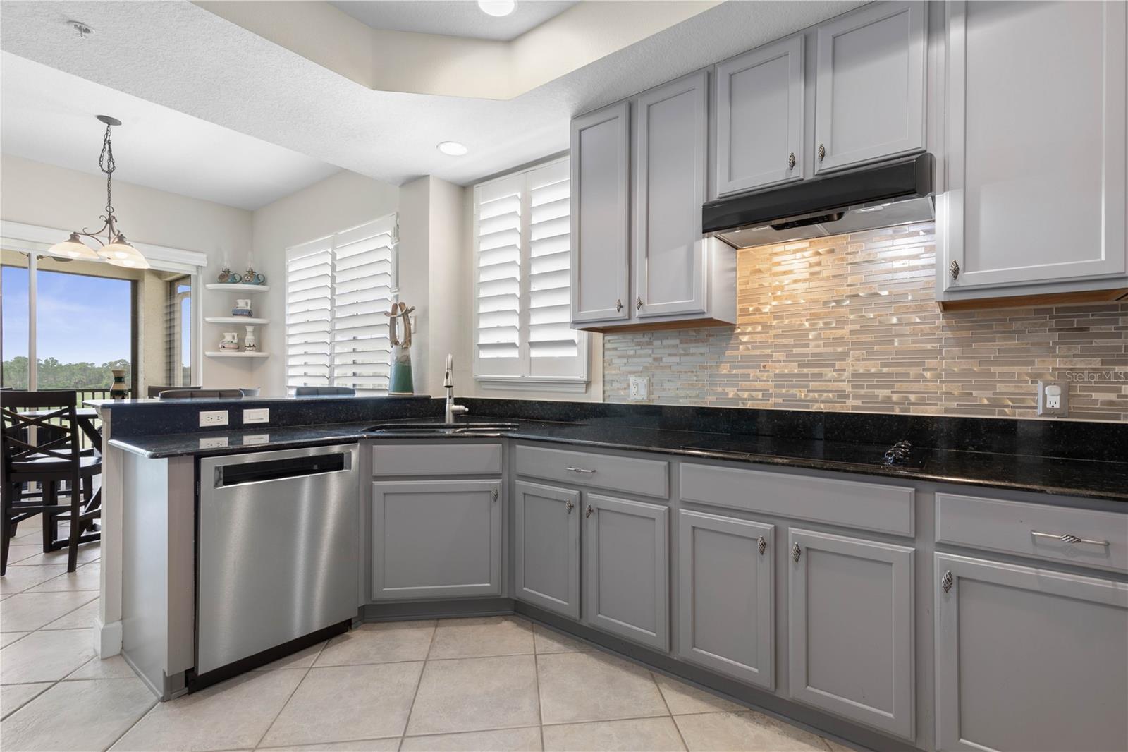 RIVERVIEW CONDOS/GRAND HAVEN - Residential