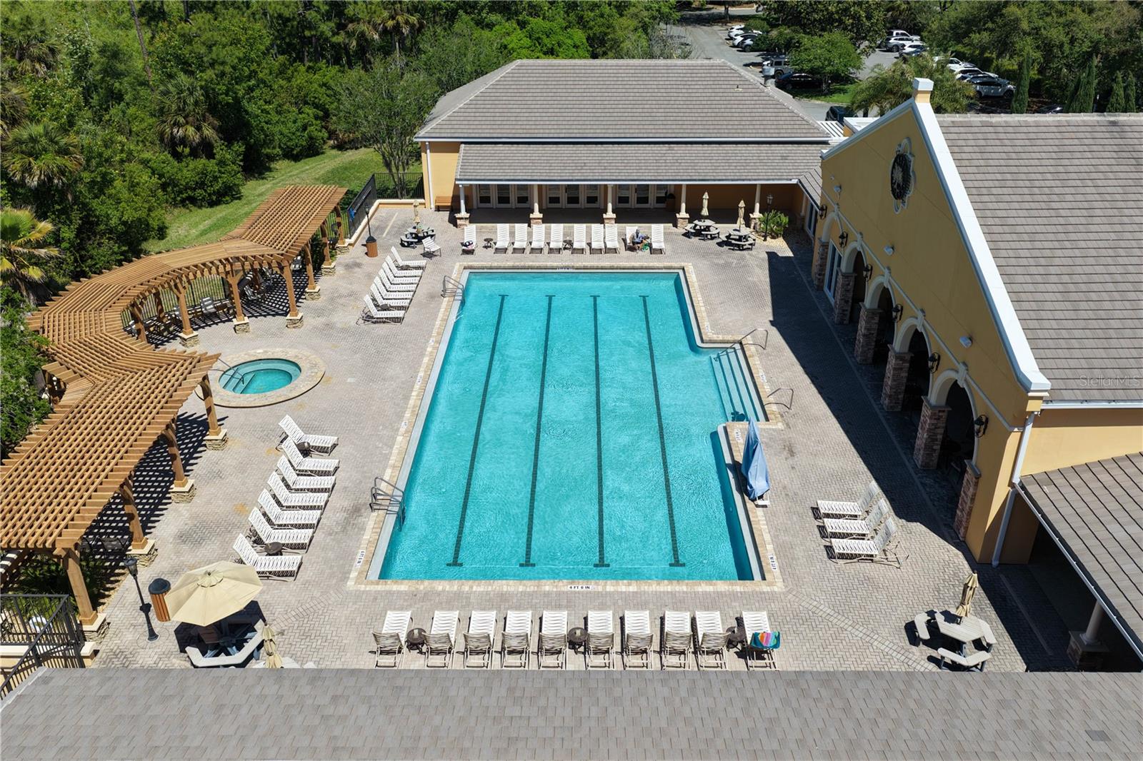 RIVERVIEW CONDOS/GRAND HAVEN - Residential